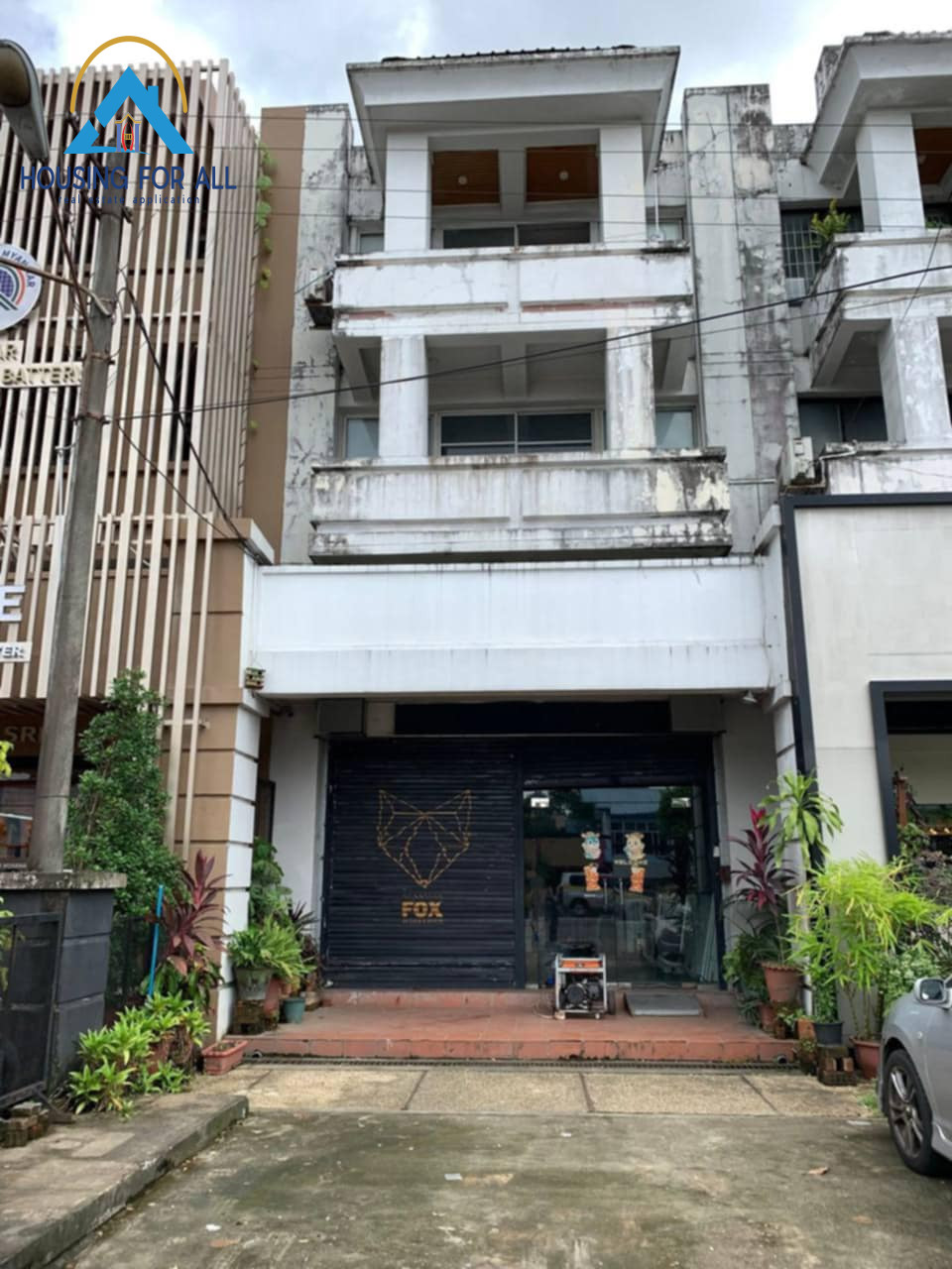 Home in Metric Way