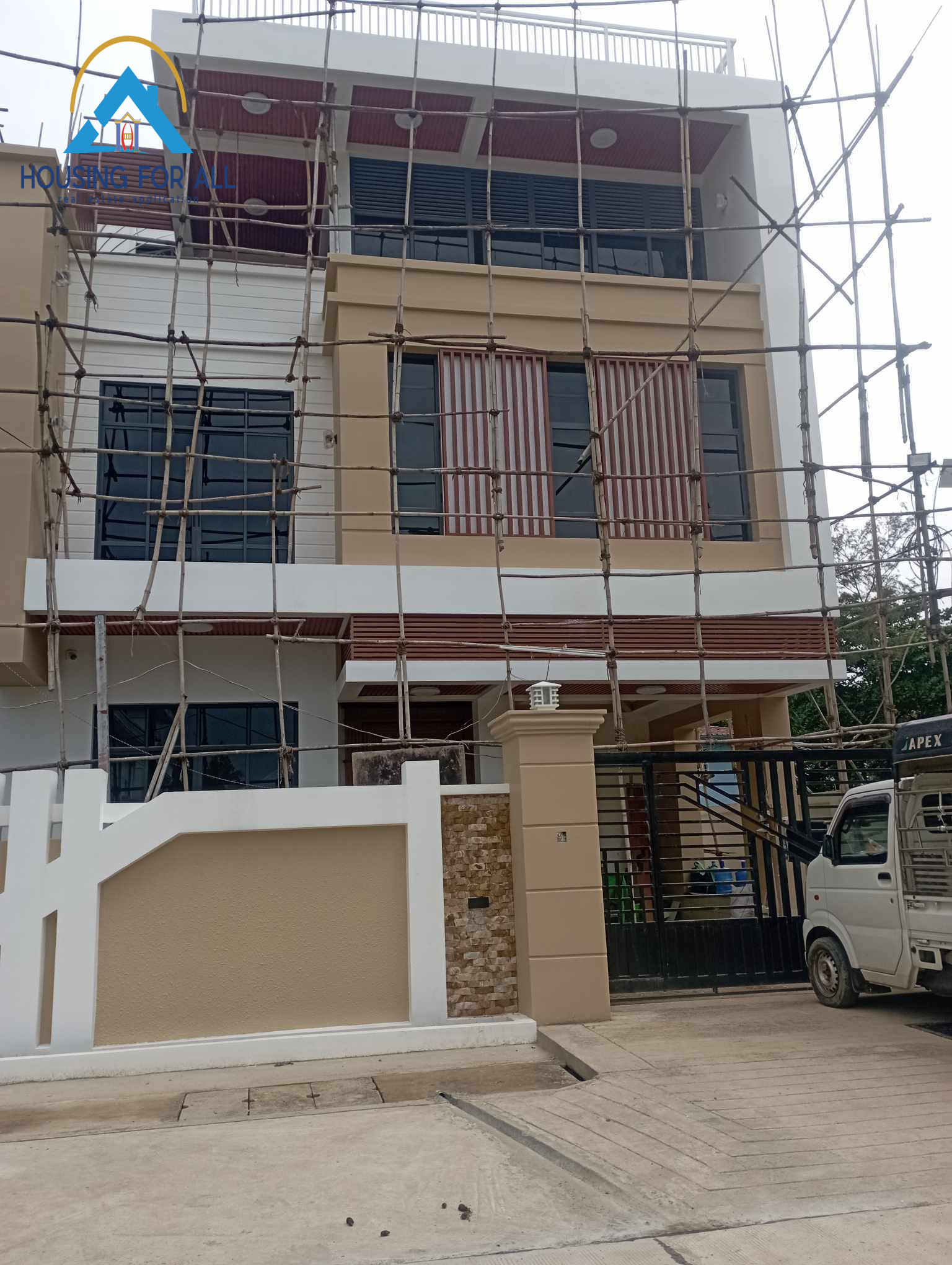 Home in Metric Way