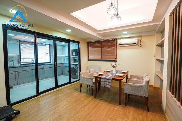 Home in Metric Way