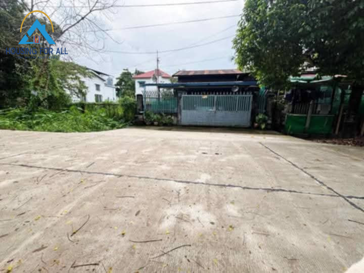 Home in Metric Way