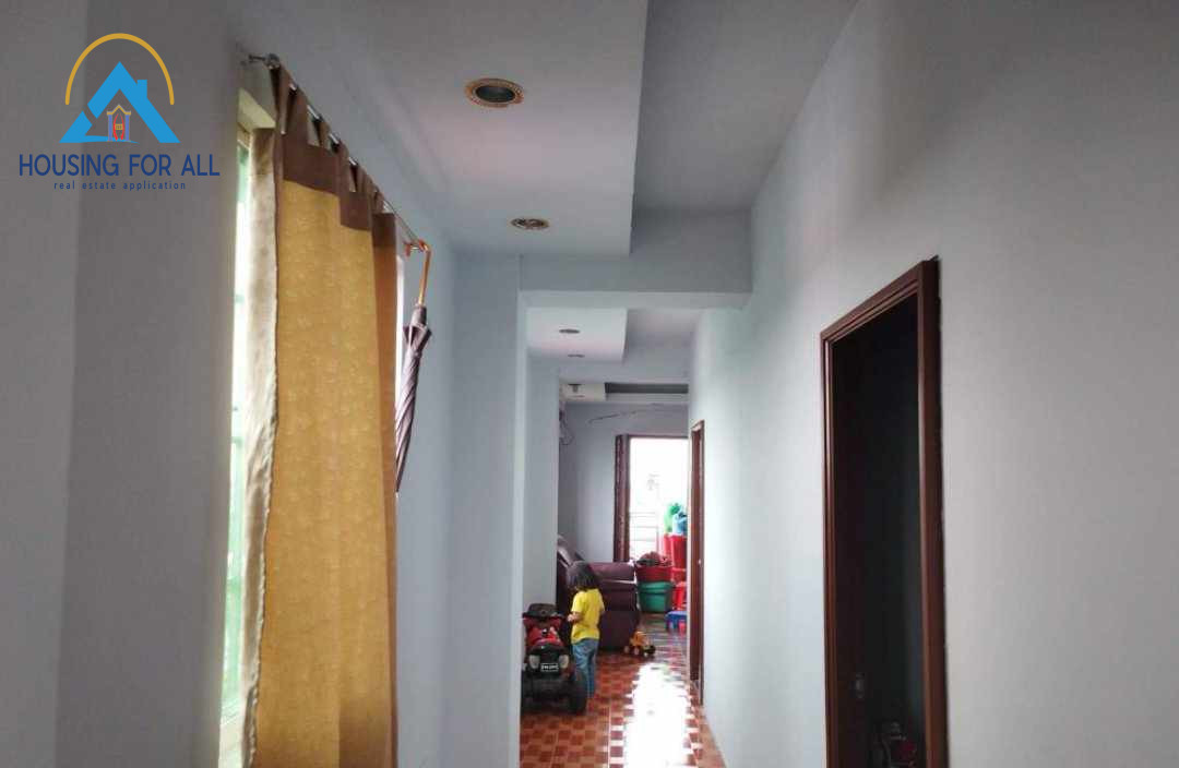 Home in Metric Way