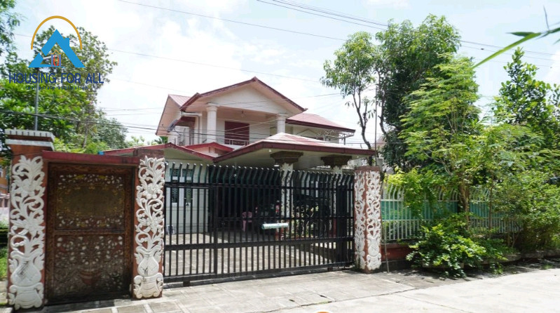 Home in Metric Way
