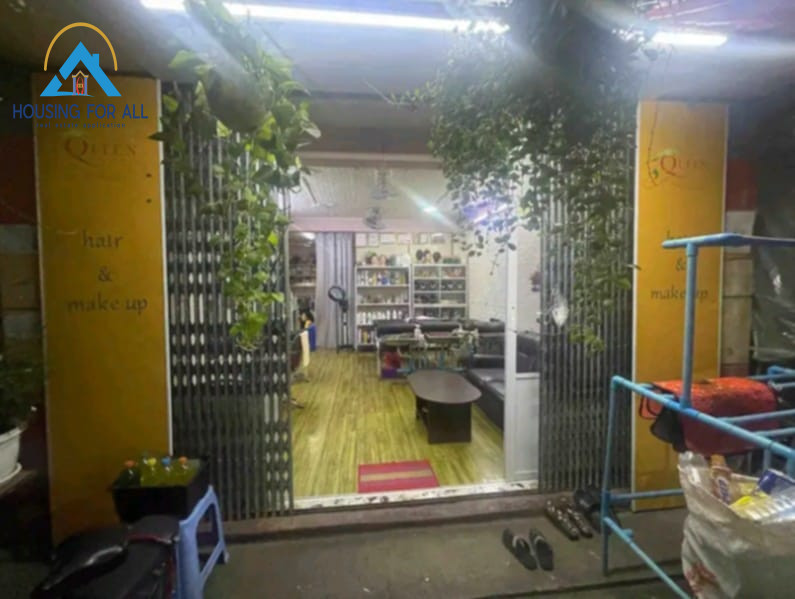 Home in Metric Way