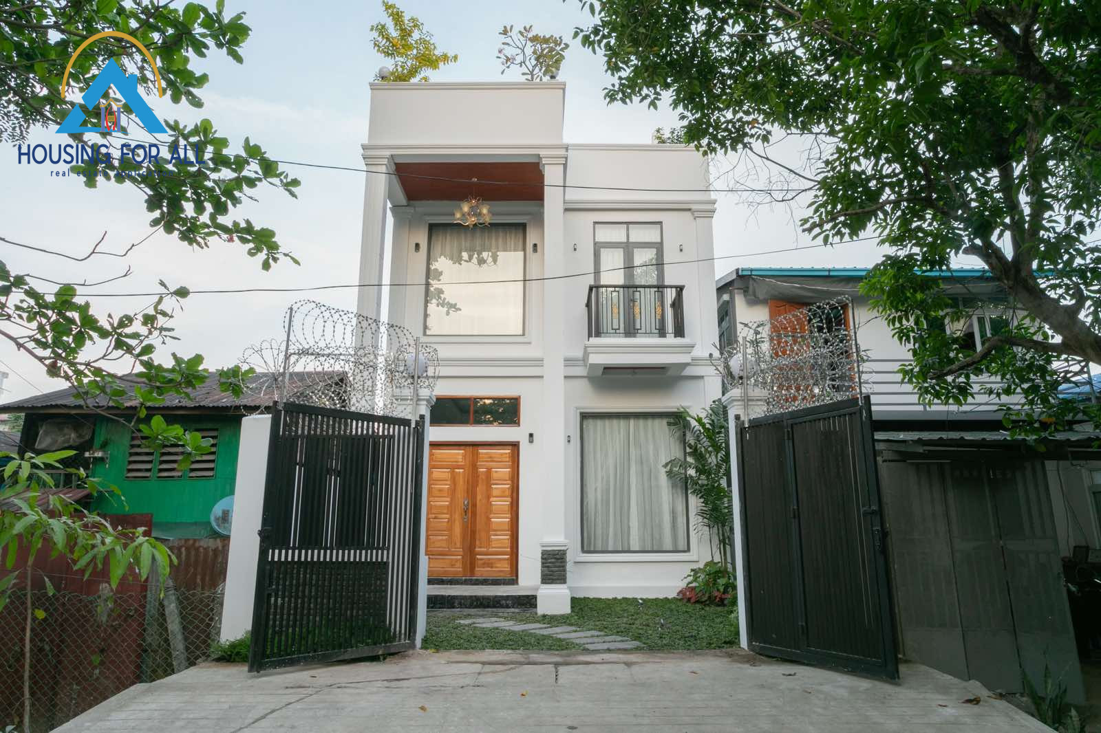 Home in Metric Way