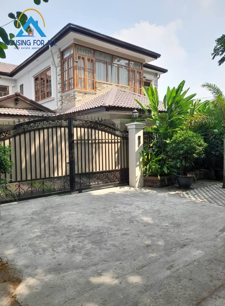 Home in Metric Way
