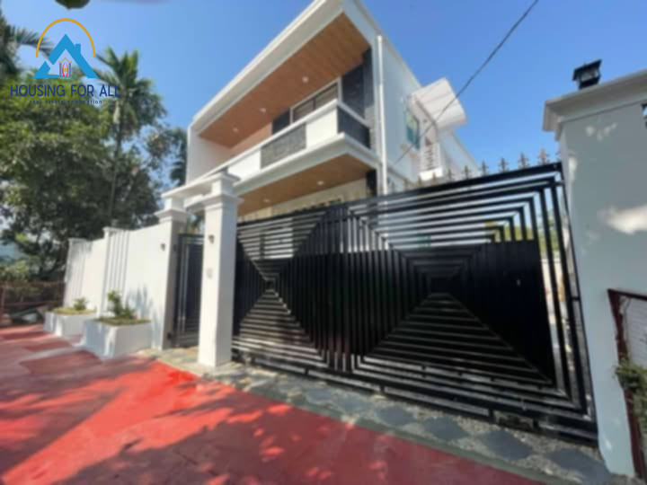 Home in Metric Way
