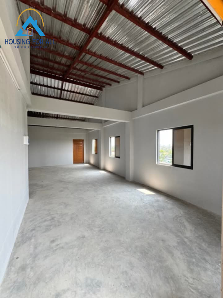 Home in Metric Way