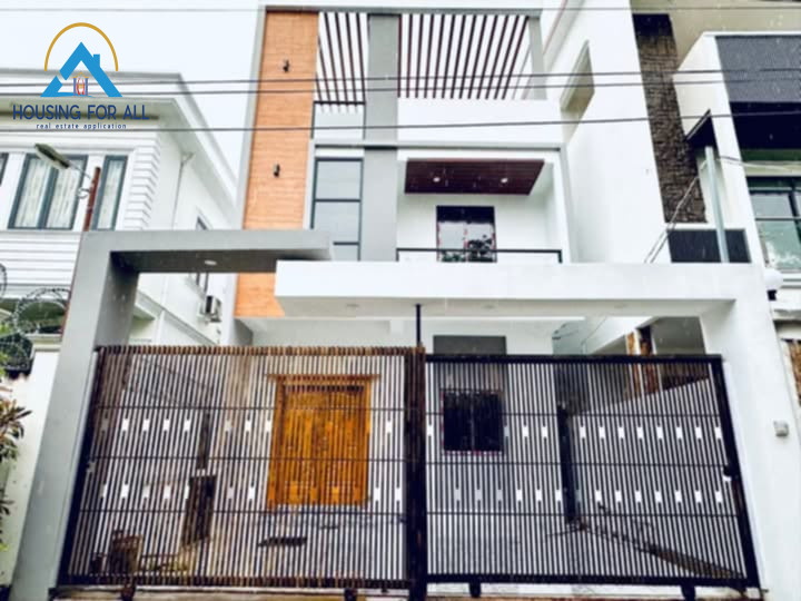 Home in Metric Way