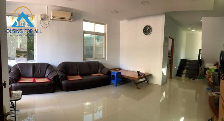 Home in Metric Way