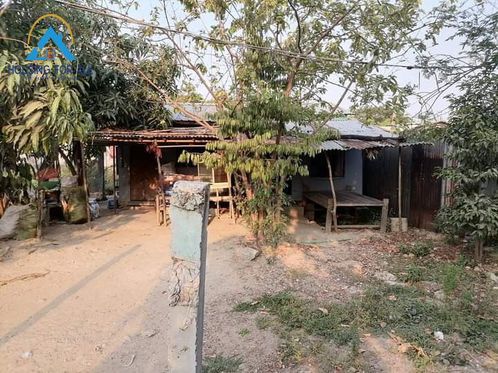 Home in Metric Way