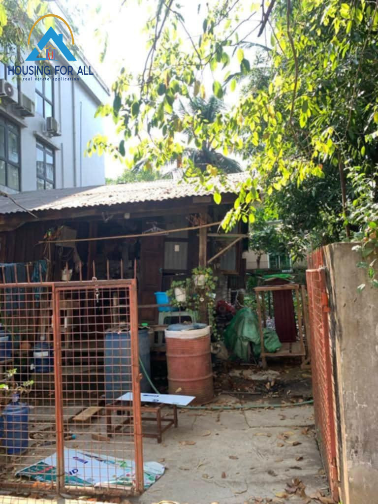 Home in Metric Way
