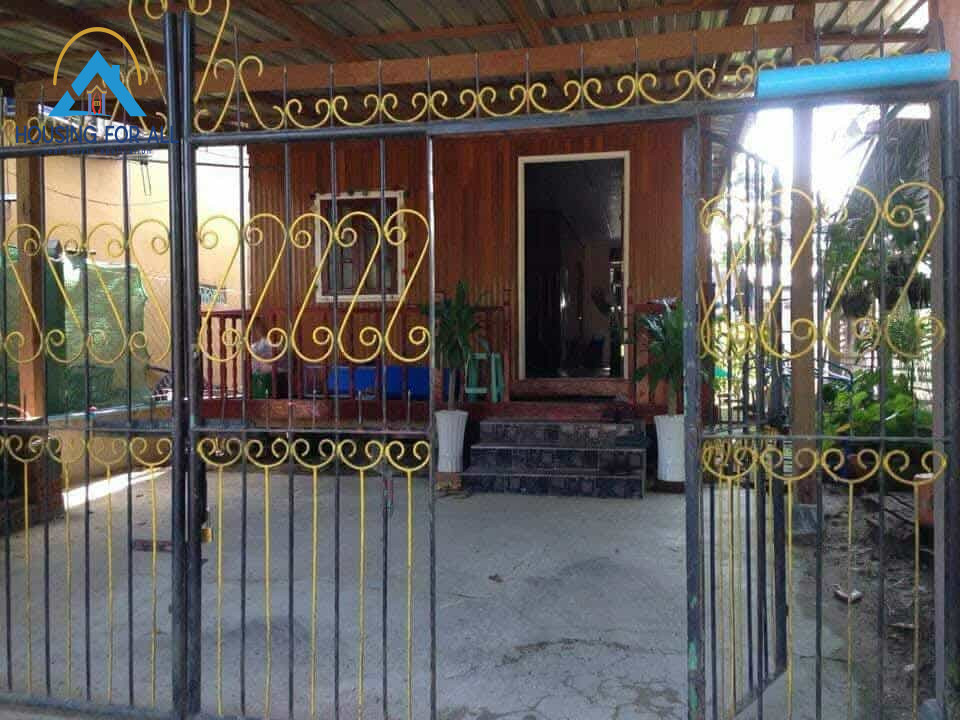 Home in Metric Way