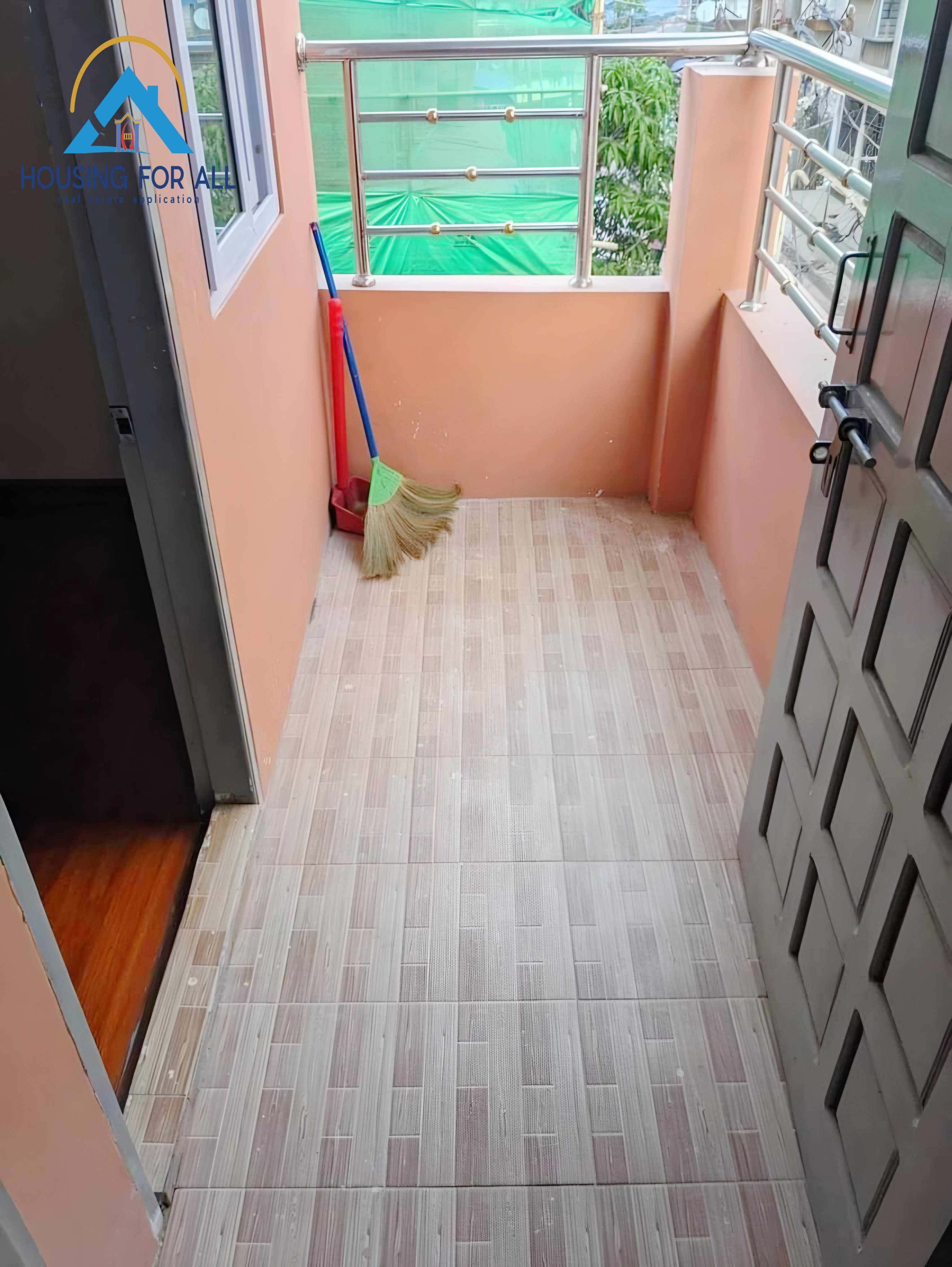 Home in Metric Way