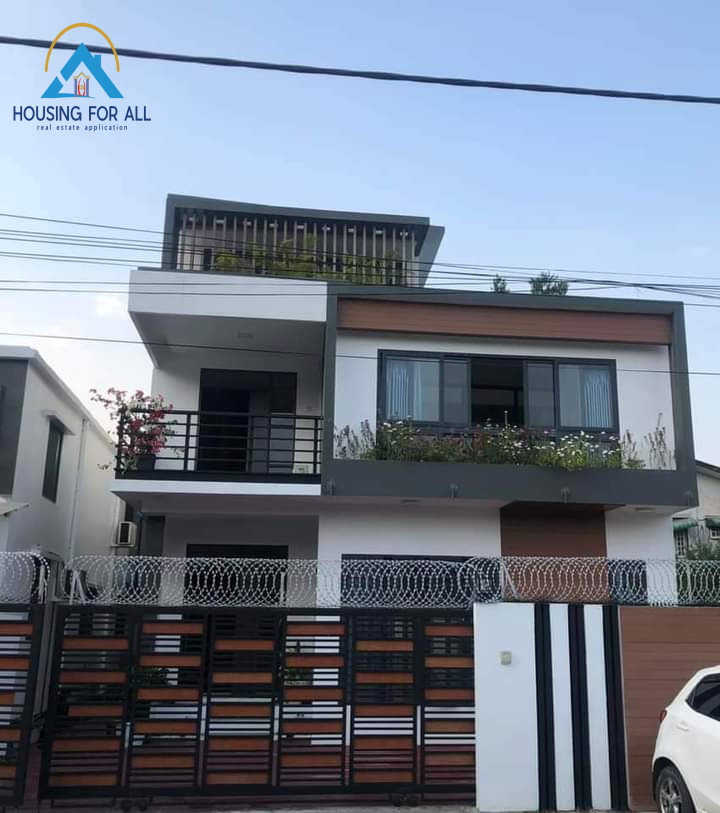 Home in Metric Way