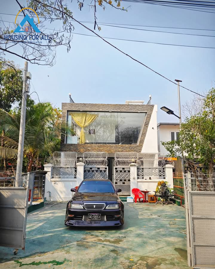 Home in Metric Way