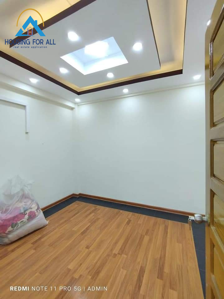 Home in Metric Way